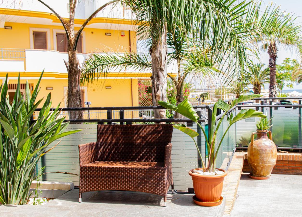 Residence Playa Tortoreto Exterior photo